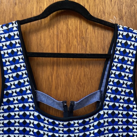 BCBG Printed A-line dress - Picture 3 of 8